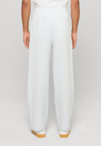 Urban Classics Regular Broek 'Seersucker' in Wit