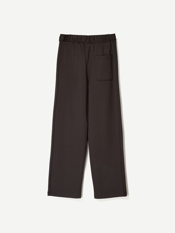 Loosefit Pantalon Bershka en marron