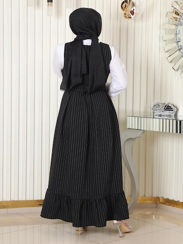 MODAMIHRAM Tunic in Black