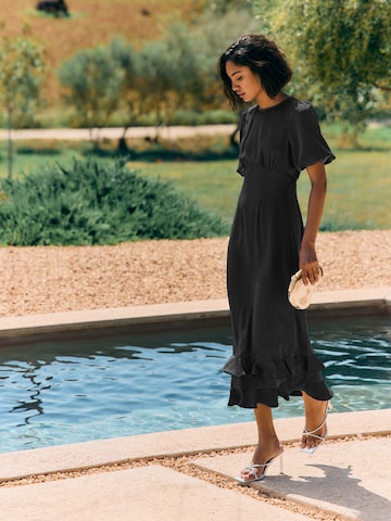 Friends Like These - Vestido de noche en negro