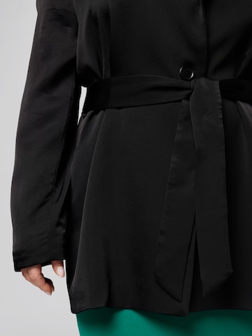 A LOT LESS Blazer 'Cecile' in Black