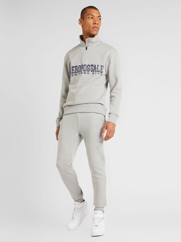 AÉROPOSTALE Дънки Tapered Leg Спортен панталон в сиво