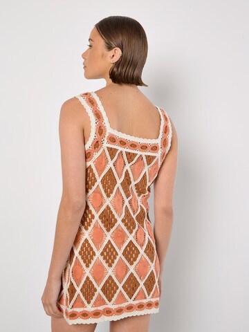 Robe Apricot en orange