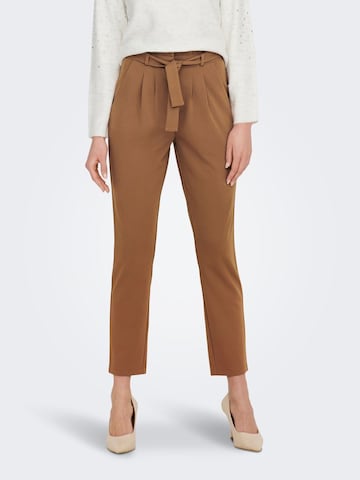 JDY Tapered Pants in Brown: front