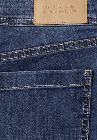 STREET ONE Slimfit Jeans in Blau
