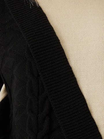 Bianco Lucci Sweater in Beige