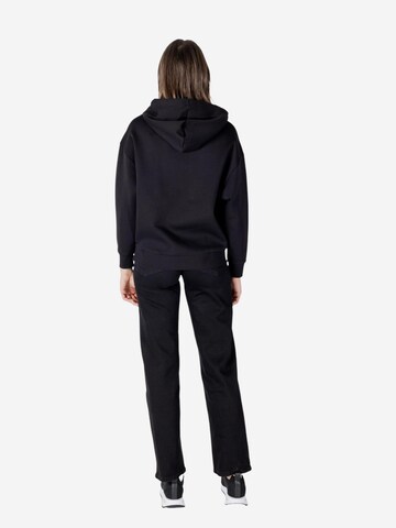ARMANI EXCHANGE Sweatshirt in Zwart