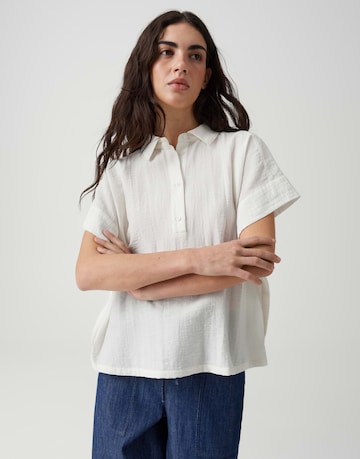OPUS - Blusa 'Festelle' en blanco: frente