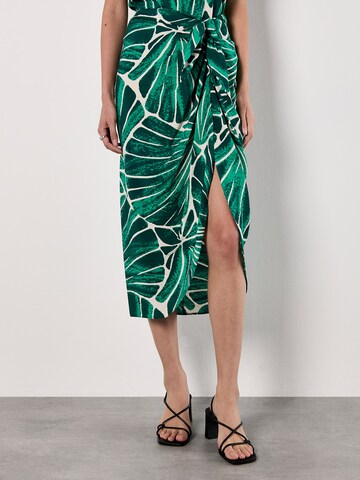 Robe 'Abstract Shell' Apricot en vert