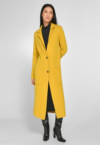 Cardigan include en jaune : devant