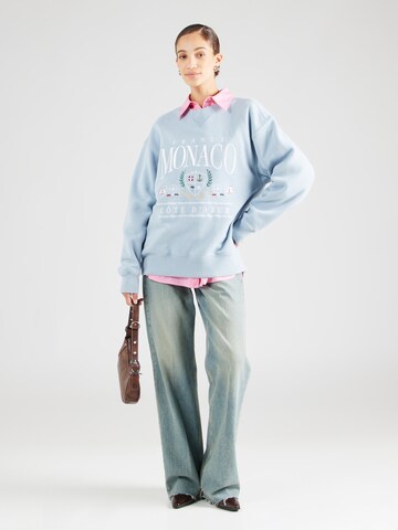 Abercrombie & Fitch Sweatshirt 'LUXURY DESTINATION VINTAGE' in Blue