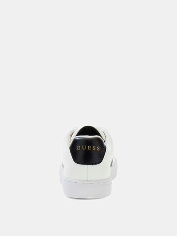 GUESS Sneakers in White