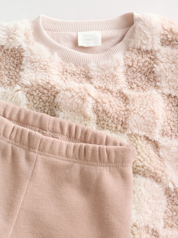 Next Set i beige