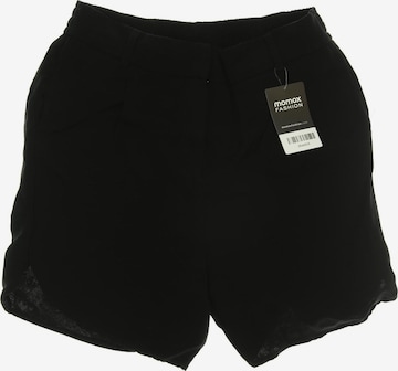 OPUS Shorts in XS in Black: front
