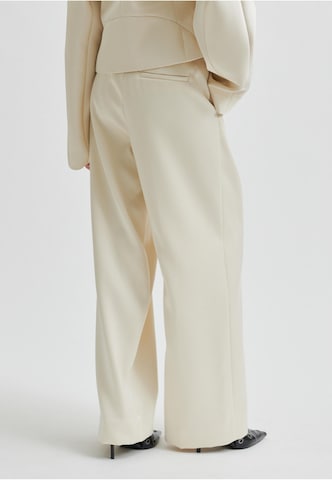 Wide Leg Pantalon à plis 'Dazzle' SECOND FEMALE en beige