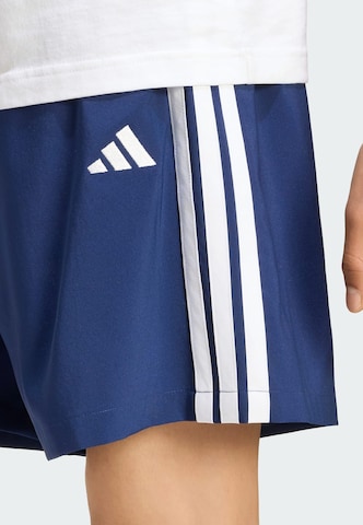 regular Pantaloni sportivi 'Essentials Chelsea Lite' di ADIDAS SPORTSWEAR in blu