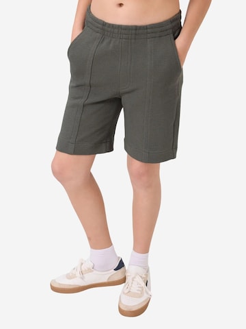 Tommy Life Broek 'TOMMY Shorts aus Jersey in normaler Passform' in Groen