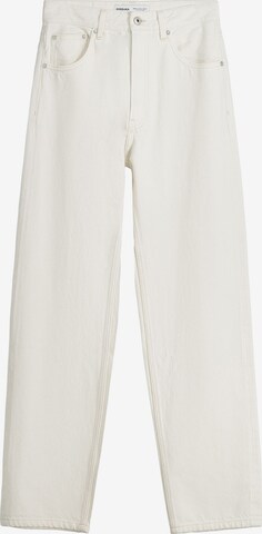 Bershka Regular Jeans in Beige: front