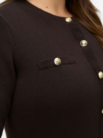 Robes en maille 'AWCPicco' Vero Moda Curve en marron
