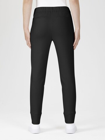 st.Ann Slim fit Pants in Black