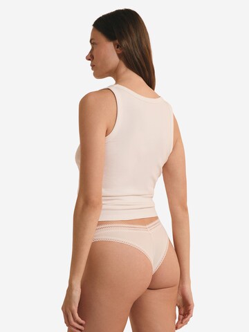 ETAM String 'Power' in Beige