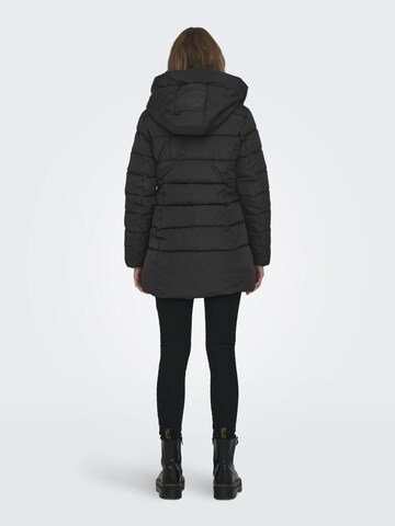 Giacca invernale 'ONLLina' di ONLY in nero