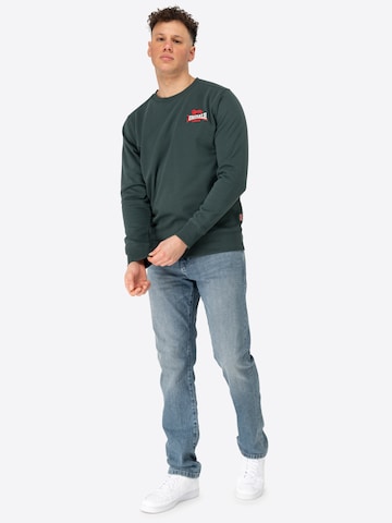 LONSDALE Sweatshirt 'Lympstone' in Grün