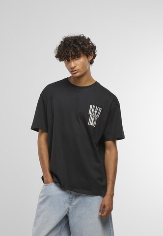 Mister Tee T-shirt 'Reach High' i svart
