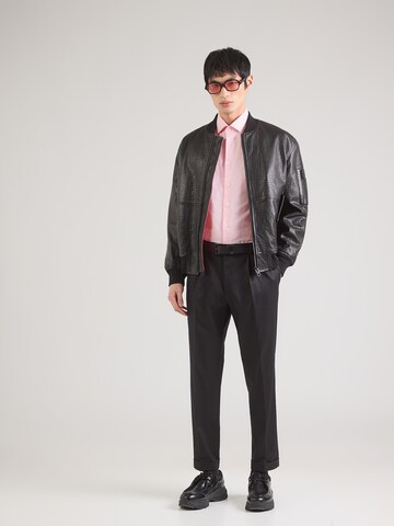 Michael Kors Средняя посадка Рубашка в Ярко-розовый