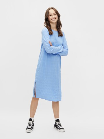 Robe 'ALALA' PIECES en bleu