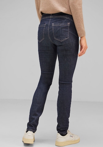 STREET ONE Slimfit Jeans i blå