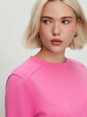 Next Shirt in Pink