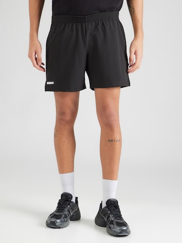 NEBBIA regular Sportsbukser 'POWER 902' i sort: forside