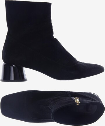 Castañer Dress Boots in 39 in Black: front