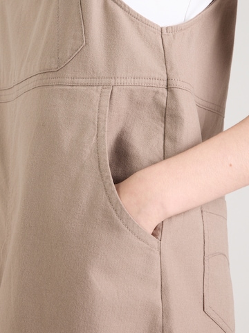 QSSuknja s tregerima - siva boja