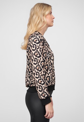 Cloud5ive Tussenjas in Zwart