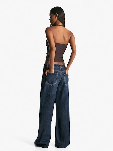 BershkaTop s naramenicama - smeđa boja