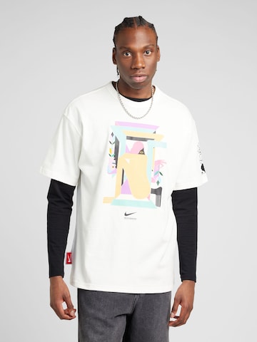 T-Shirt Nike Sportswear en beige : devant