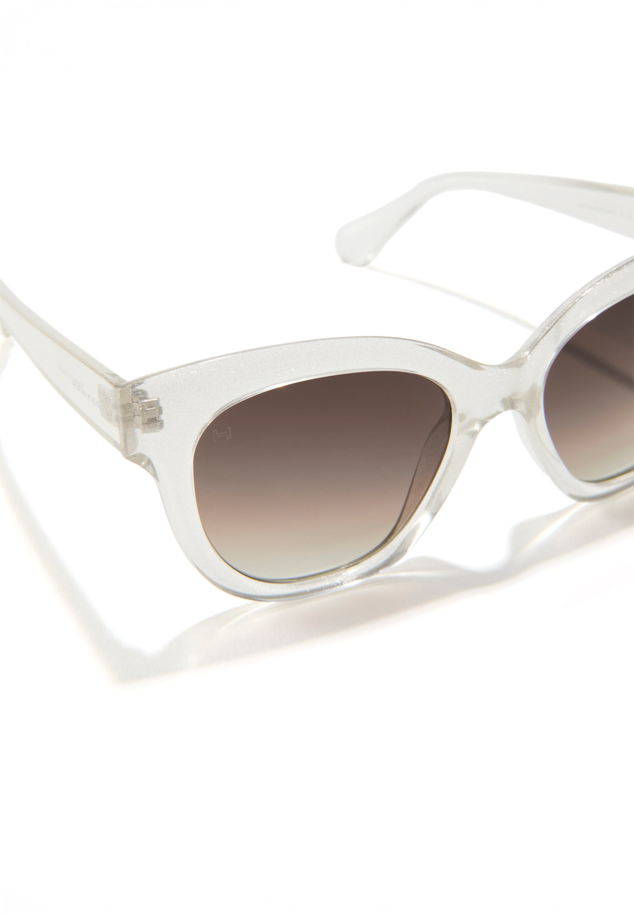 Lunettes de soleil 'Audrey' HAWKERS en beige