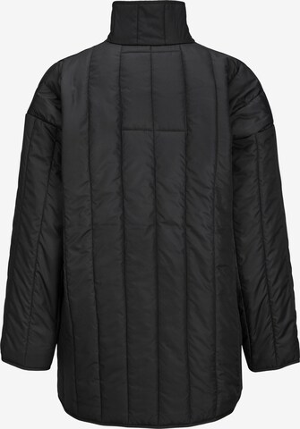 Veste mi-saison 'Alice' JJXX en noir