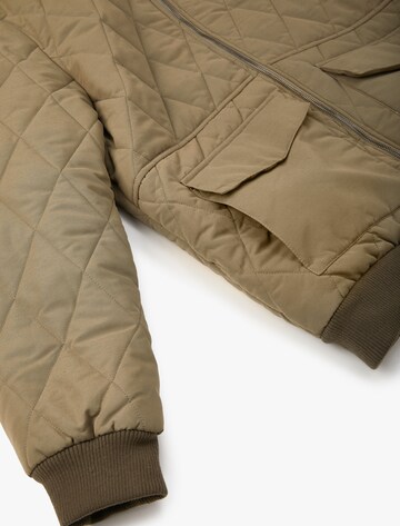 Koton Jacke in Grün