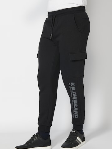 Effilé Pantalon cargo KOROSHI en noir