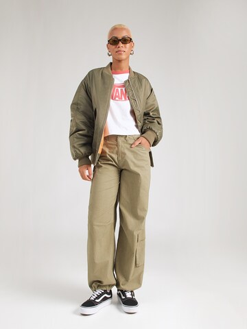 VANS - Camiseta en blanco