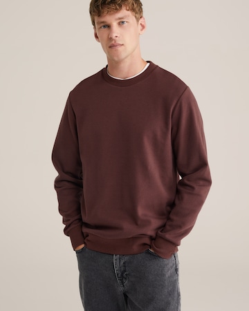 WE Fashion Sweatshirt in Brown: front