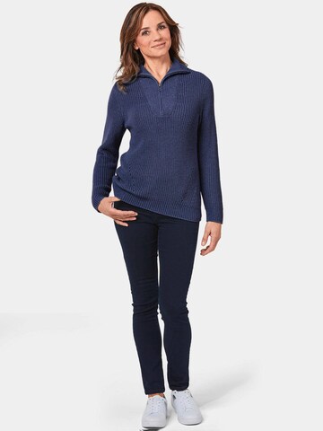 Goldner Pullover in Blau