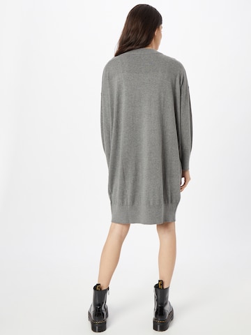 ESPRIT Stickad klänning i grå