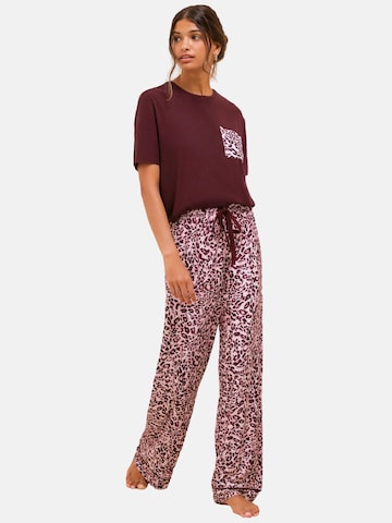 Pyjama Friends Like These en rouge : devant