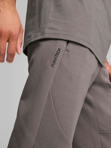 Effilé Pantalon 'PumaTech' PUMA en gris