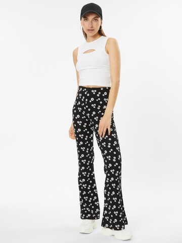 HOLLISTER Flared Trousers 'Uhr' in Black