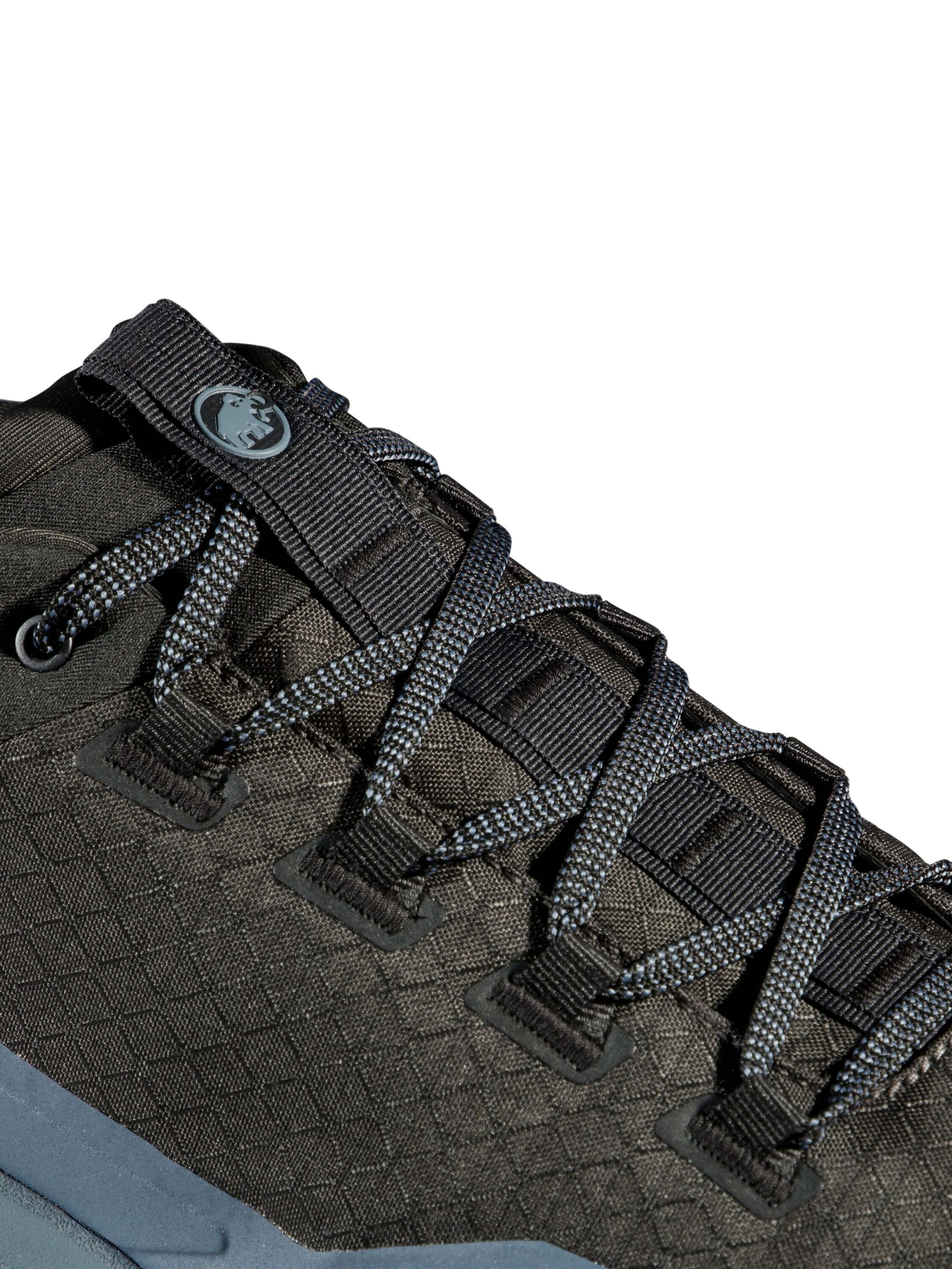 MAMMUT Flats in Grey